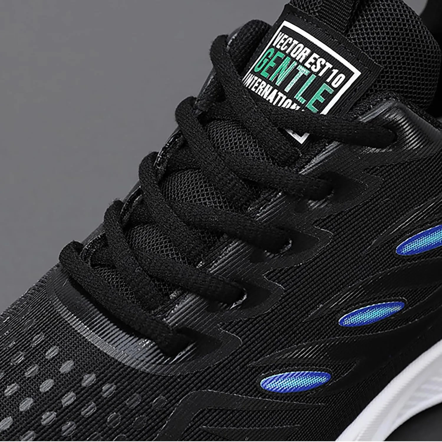 2023 Men's New Flyweave Sneakers Soft Sole Casual Shoes Mesh Men's Breathable Mesh Casual Light Outdoor Hiking Shoes