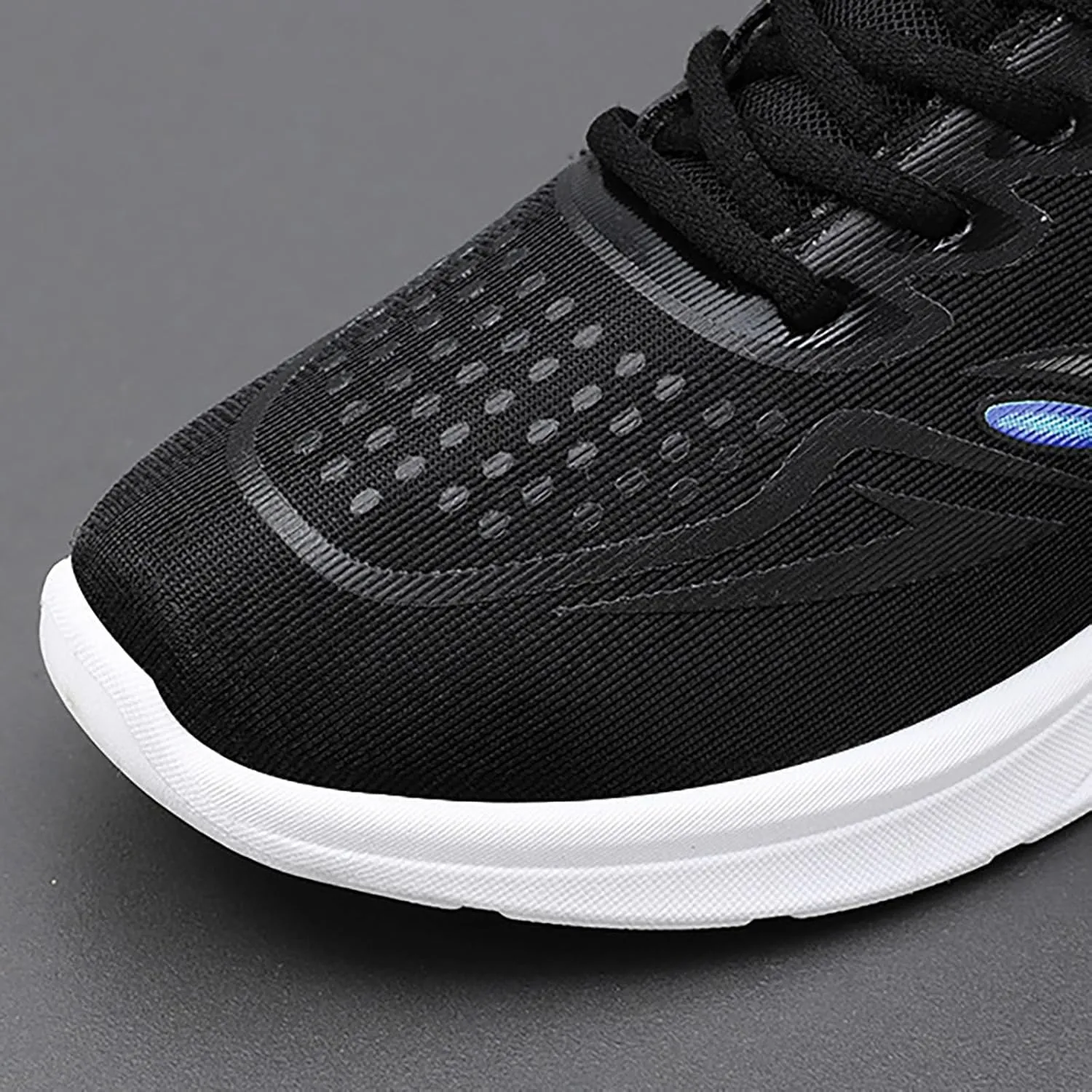 2023 Men's New Flyweave Sneakers Soft Sole Casual Shoes Mesh Men's Breathable Mesh Casual Light Outdoor Hiking Shoes
