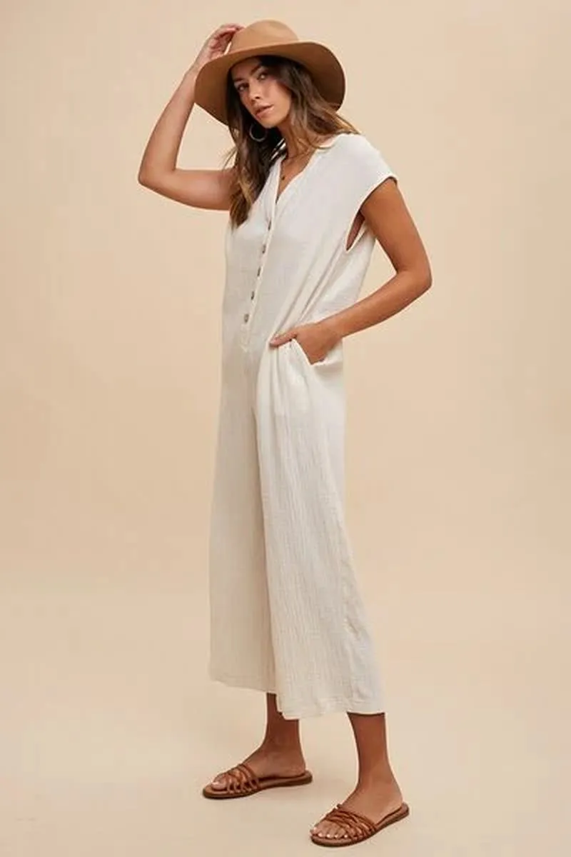 Chic Annie Wear Wide Leg Jumpsuit with Stylish Button Detail and Pockets