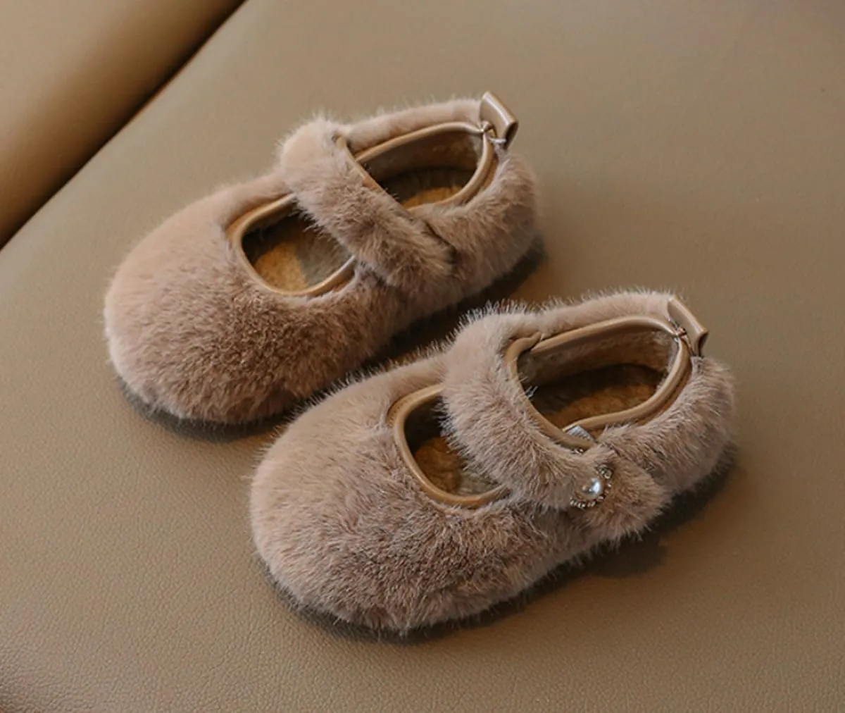 Girls Cozy Flats Lightweight Plush Linned Non-Slip Indoor Outdoor Home Shoes for Toddler/Little Kid