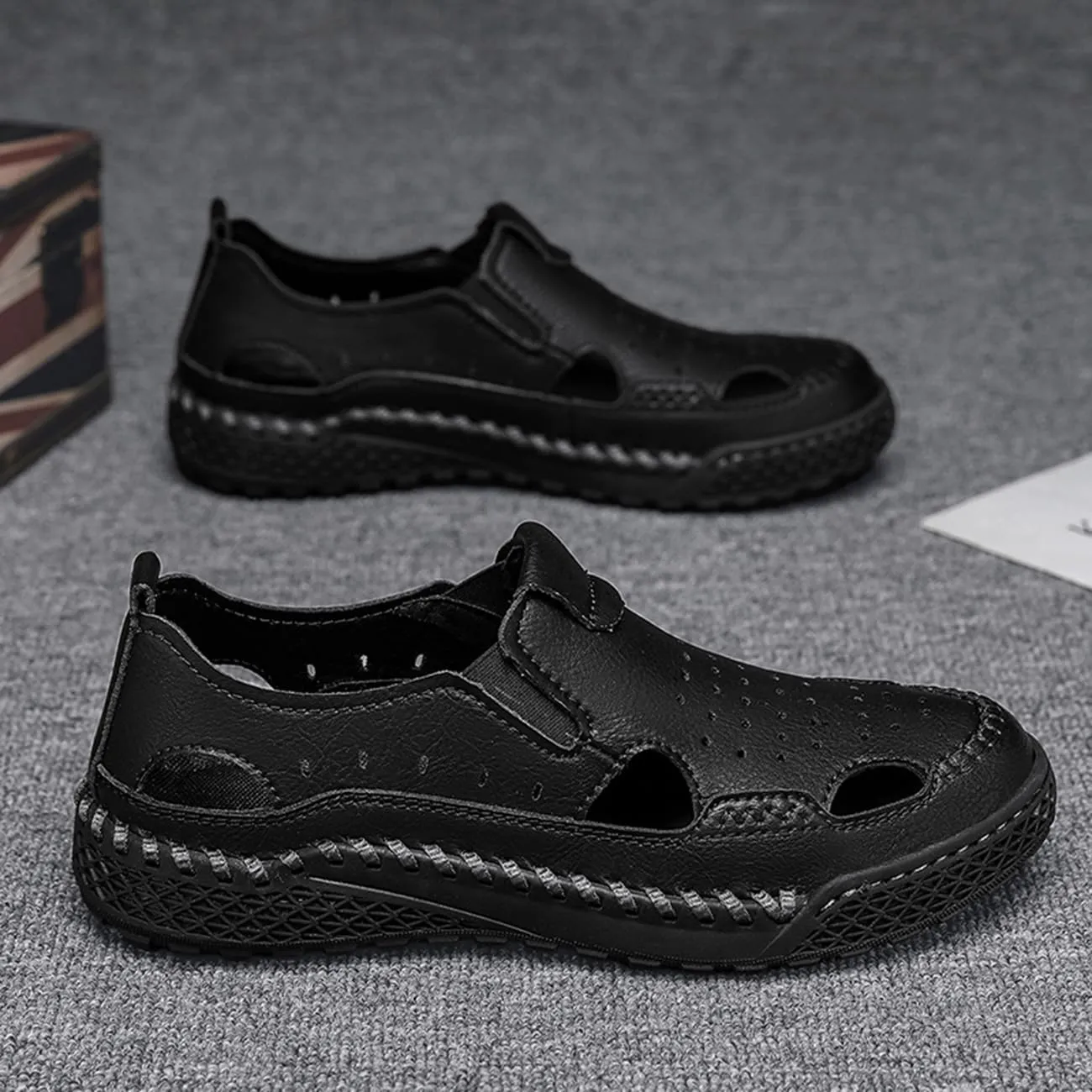 Men's Casual Leather Sandals Closed Toe Anti-Slip Outdoor Beach Shoes Lightweight Summer Hiking Sandals